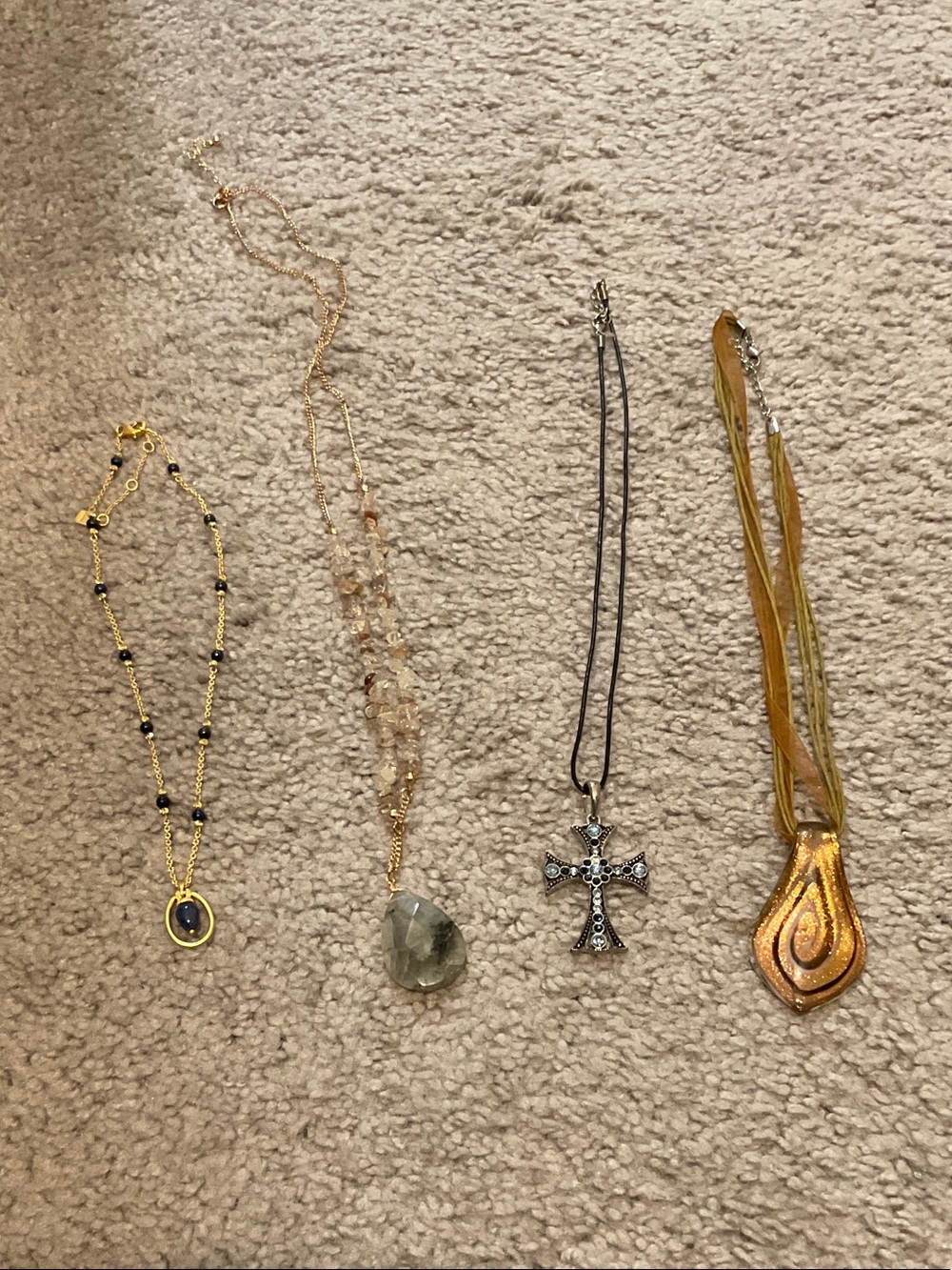 Gold and Black Beaded Pendant Necklace - Unbranded
